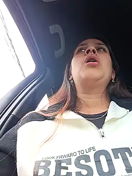 Latina_sexy1's cam snapshot