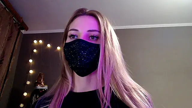 Iris_lave's cam snapshot