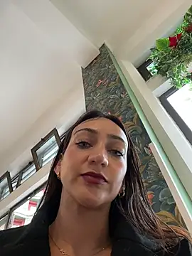 Ninabigtitied live sex cam