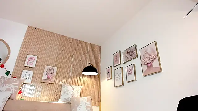 Eliz_jane's cam snapshot