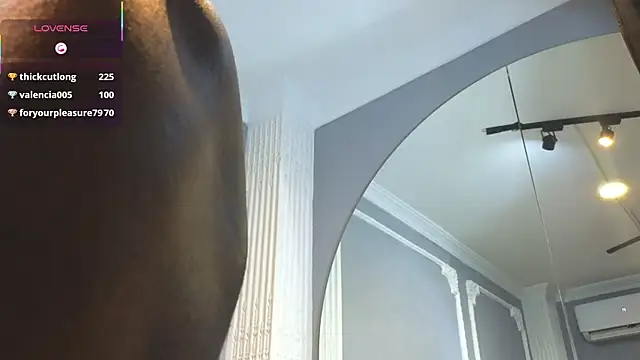 CharlesBrown_'s cam snapshot