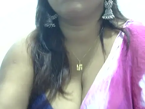 ROSEE_MERRYYYY's cam snapshot