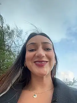 Ninabigtitied live sex cam