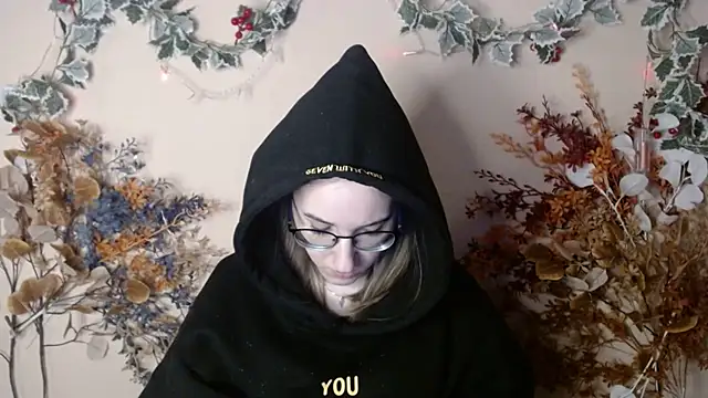 Moon__Lily's cam snapshot