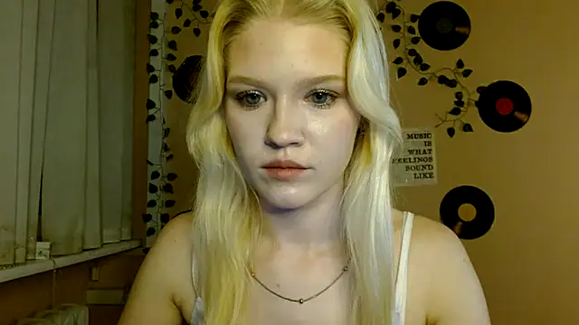 Aria__Moon's cam snapshot