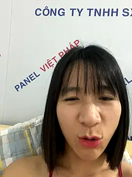 Elly-y's cam snapshot