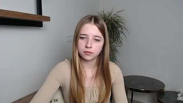 SweetBellaa_'s cam snapshot