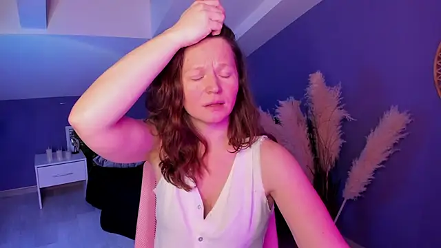 AuroraBorealis__'s cam snapshot