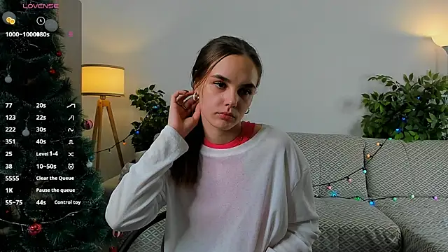 KarriVoisinet's cam snapshot