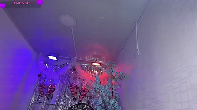 Theia_moon's cam snapshot