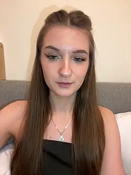 AdelinaEmber's cam snapshot