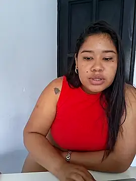 Sarahy-'s cam snapshot