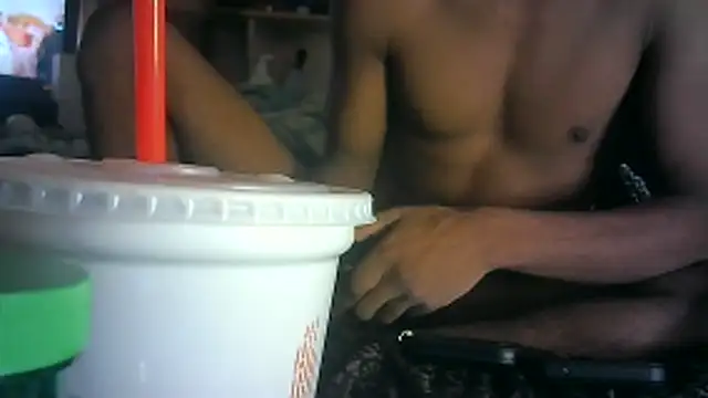 ON3YOULLN3VER_FIR3's cam snapshot