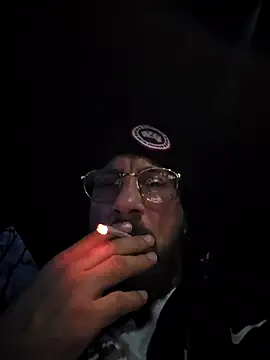 BigDhornyboi2026's cam snapshot