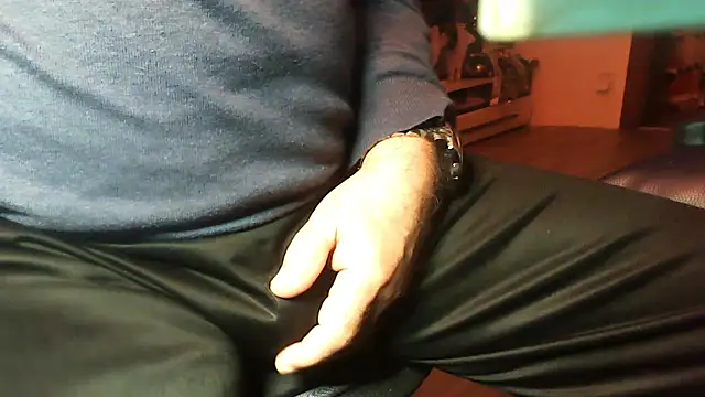 schwanzi_bua's cam snapshot