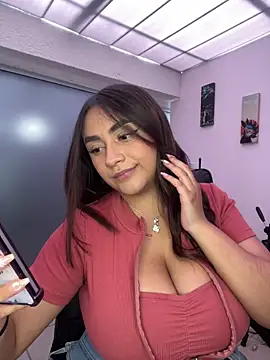 michell_boobs_'s cam snapshot