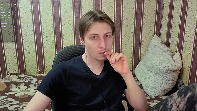 darienlarge live sex cam