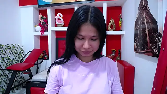 Letty_Plugxo live sex cam