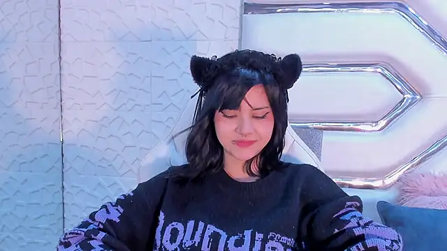 TatiLee live sex cam