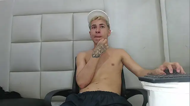 HollmanFronsh live sex cam