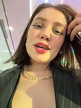 lucy-joy's cam snapshot