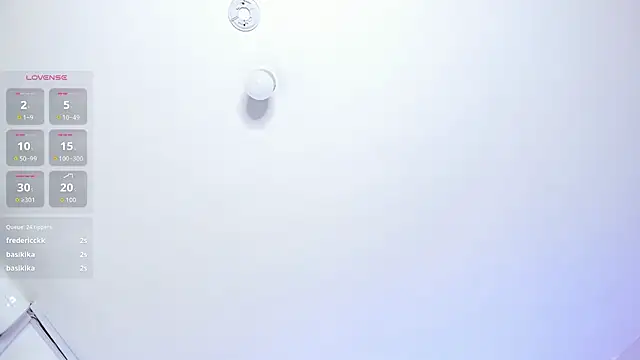 mara_winters_'s cam snapshot