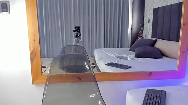 jennvalk's cam snapshot