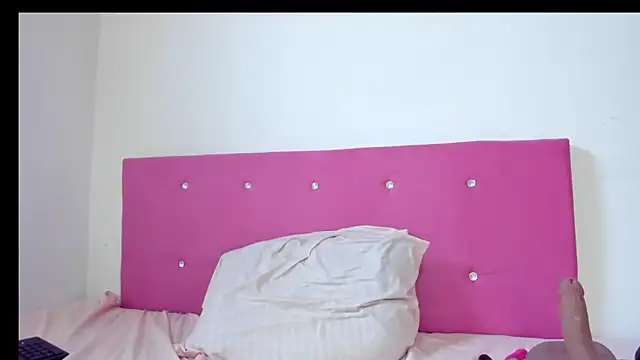 alahia66's cam snapshot