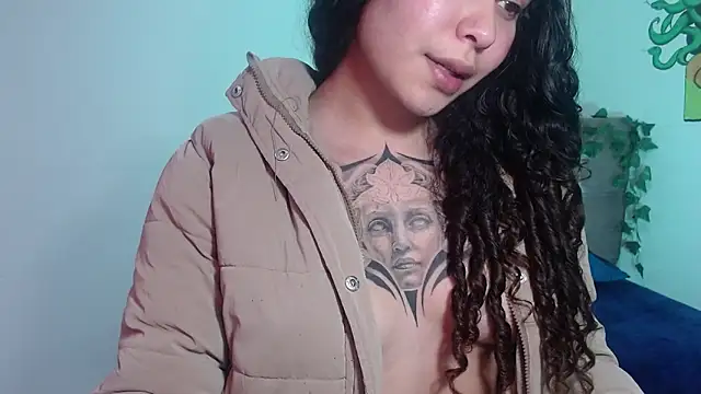 naomybenedetti's cam snapshot