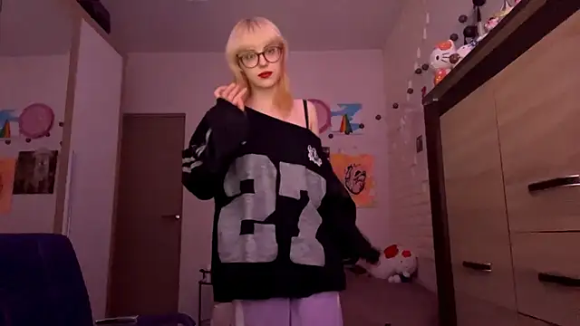 EffacedScan live sex cam