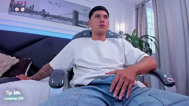 Damian23__ live sex cam