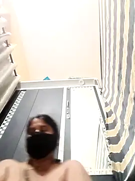 Desi_Biwi's cam snapshot