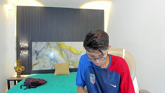 SantiagoRusso18 live sex cam