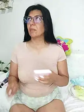 aisha_latina live sex cam