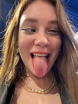 lucy-joy live sex cam