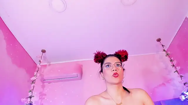 Haylenpark live sex cam