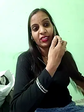 Hotty-Nidhi's cam snapshot