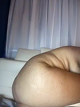 KiraReign's cam snapshot