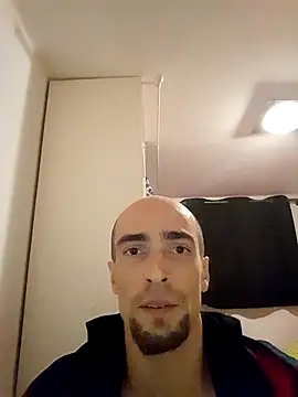 Kinshasa95 live sex cam