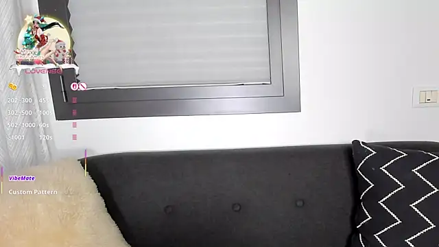 AryaSummersReal live sex cam