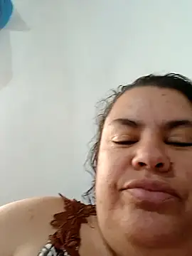 yaneth_'s cam snapshot