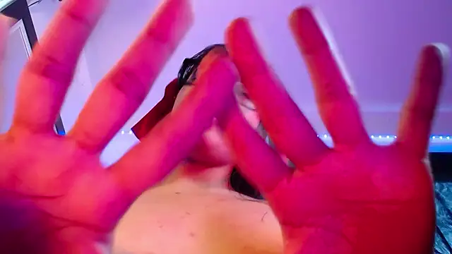 Isis_Valen's cam snapshot