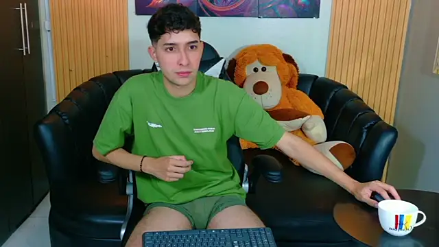 Kygo_Williams live sex cam