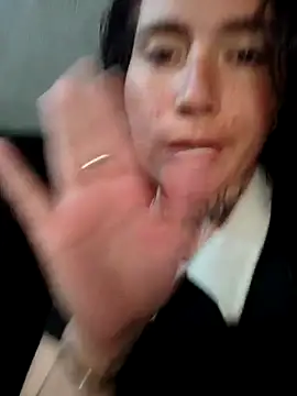 mara_adiction's cam snapshot