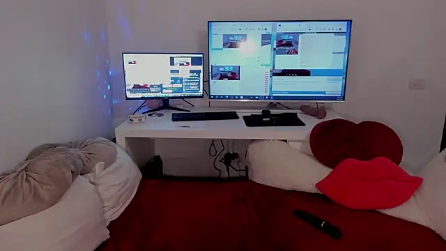 aryahunt1's cam snapshot