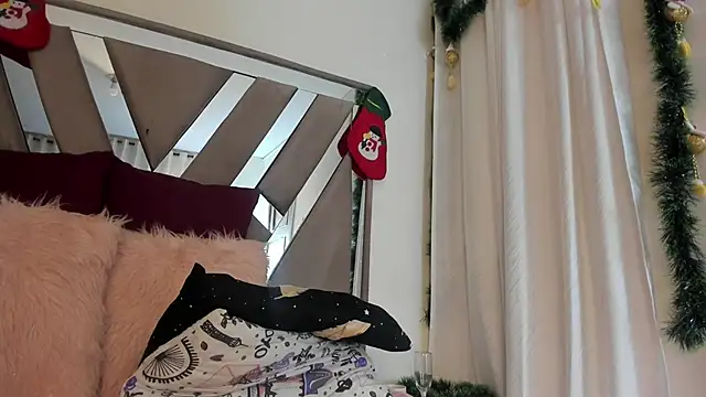 sara_williams01's cam snapshot