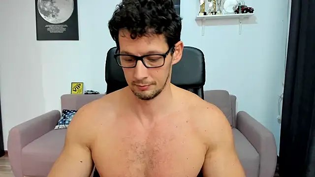 BrutusK08's cam snapshot