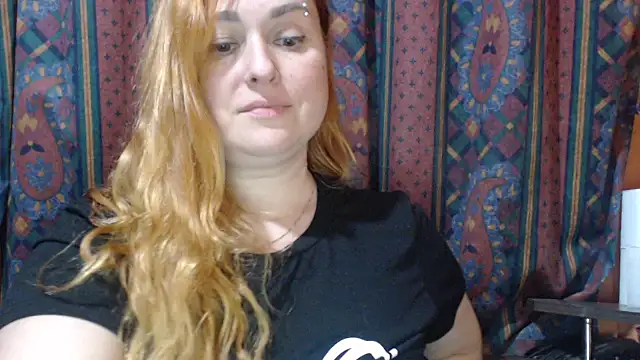 Foxy_Kate3333's cam snapshot