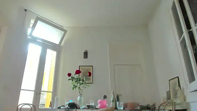 AliceSnowCatt live sex cam