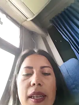 _andrea30 live sex cam